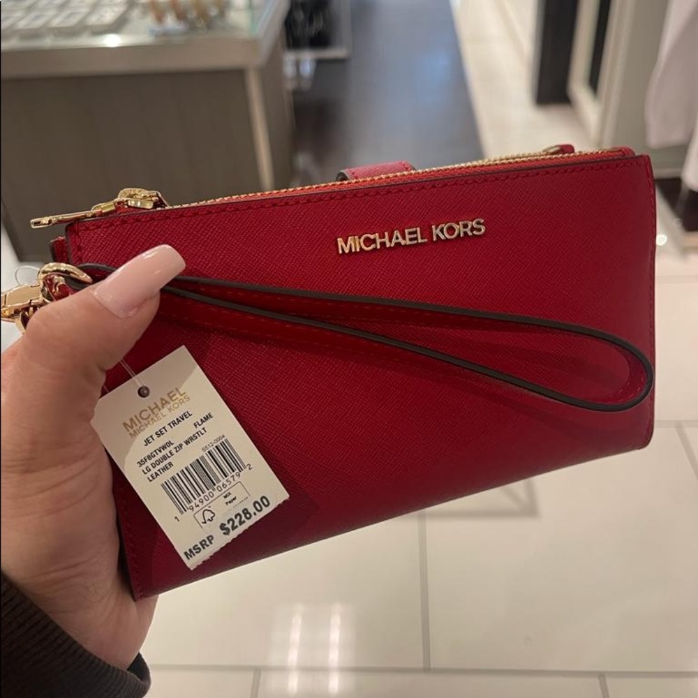 MICHAEL KORS WALLET